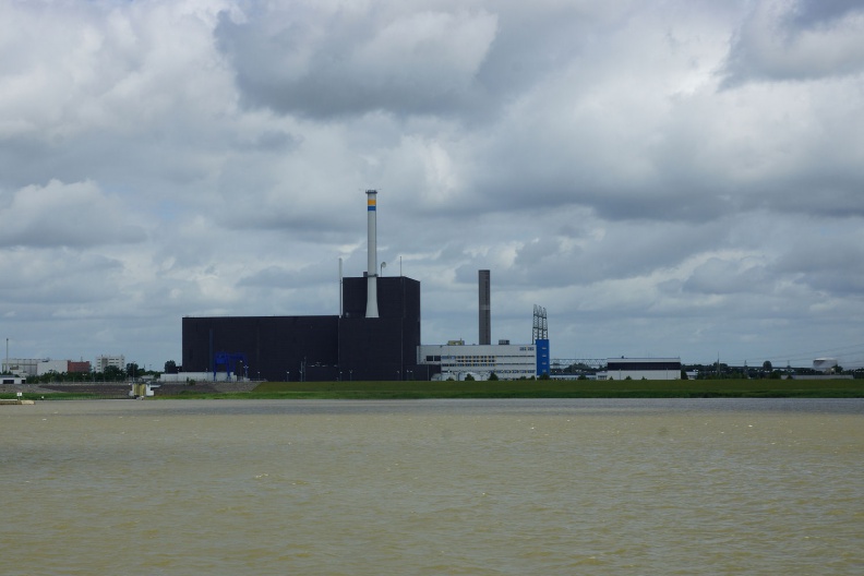 Kernkraftwerk Krümmel.jpg