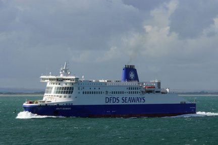 DFDS Seaways Fähre auf dem Weg nach Dünkirchen