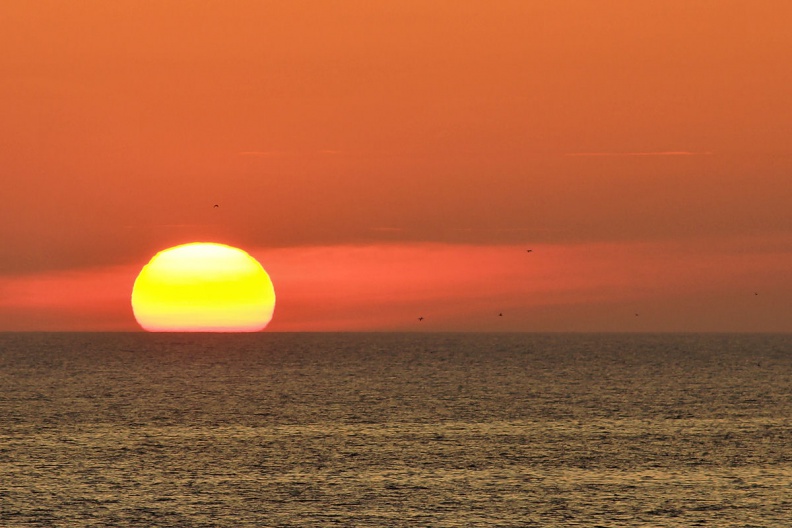 Sonnenuntergang auf Helgoland.jpg