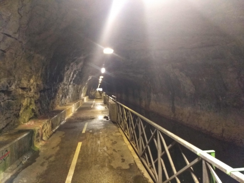 Tunnel an der Doubs.jpg