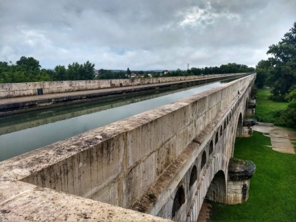 Agen Aqueduct